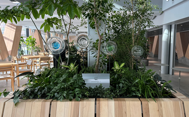 色とりどりのガラス作品